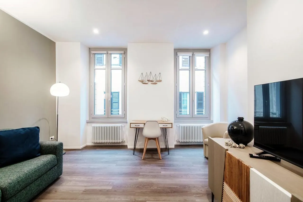 Апартаменты Diaz 67 Life'S Loft - The House Of Travelers Комо