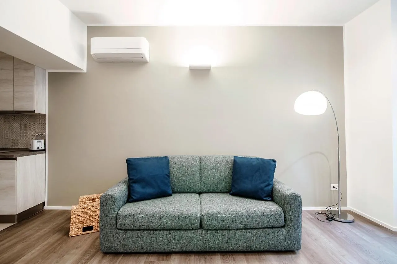 Апартаменты Diaz 67 Life'S Loft - The House Of Travelers Комо