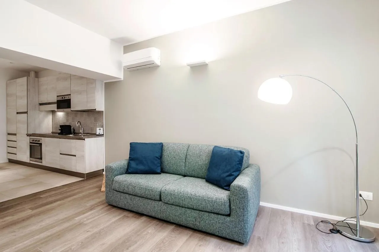 Апартаменты Diaz 67 Life'S Loft - The House Of Travelers Комо