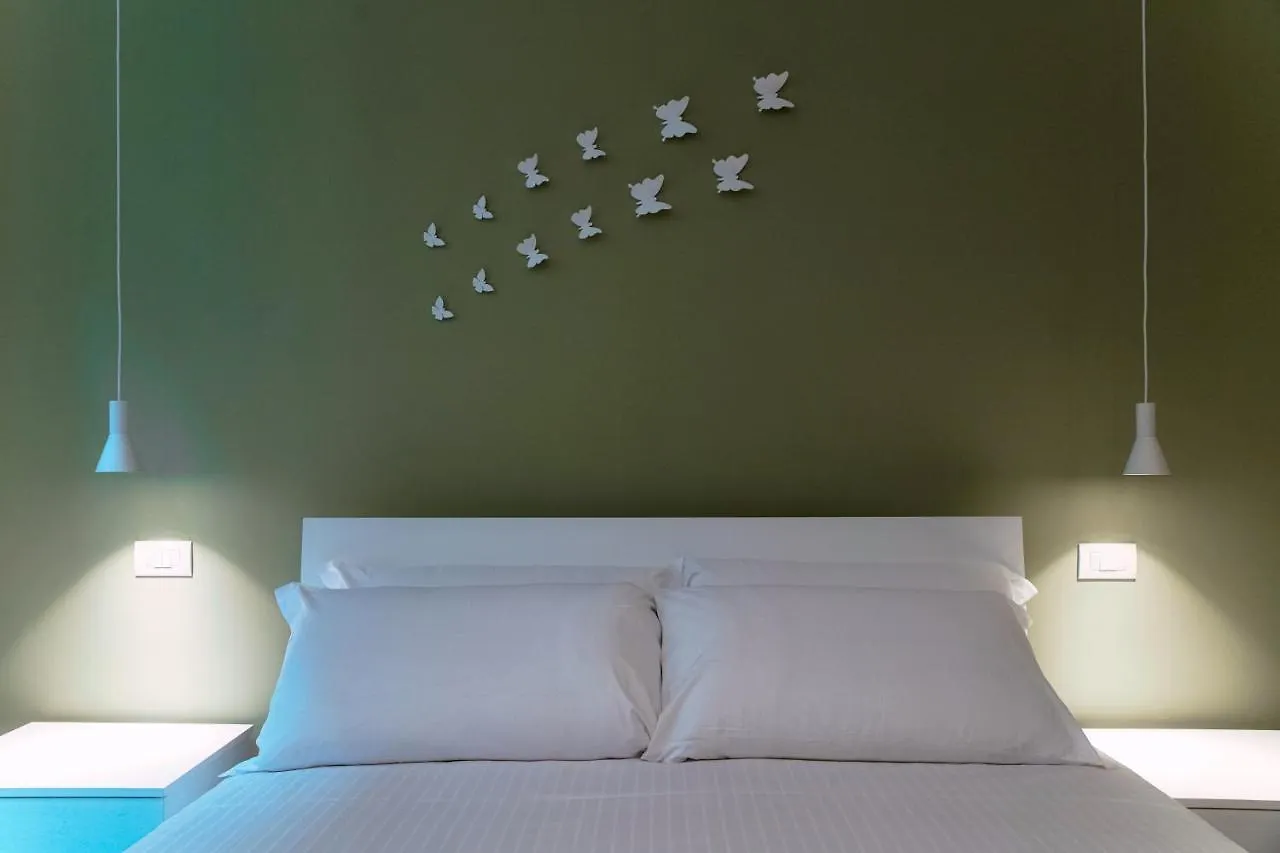 Апартаменты Diaz 67 Life'S Loft - The House Of Travelers Комо Италия