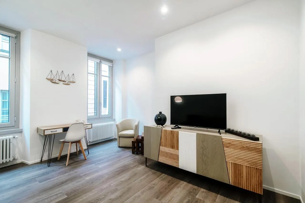 Апартаменты Diaz 67 Life'S Loft - The House Of Travelers Комо