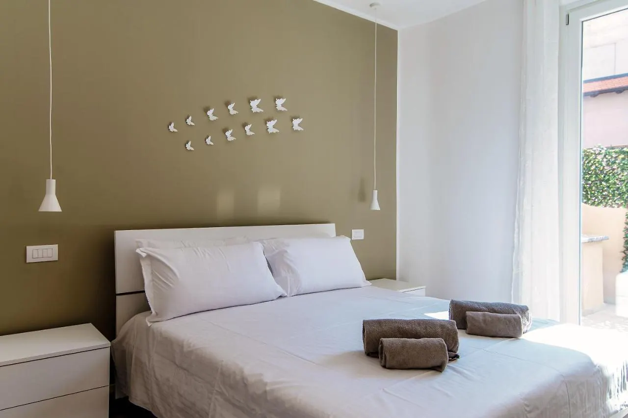 Апартаменты Diaz 67 Life'S Loft - The House Of Travelers Комо 0*,