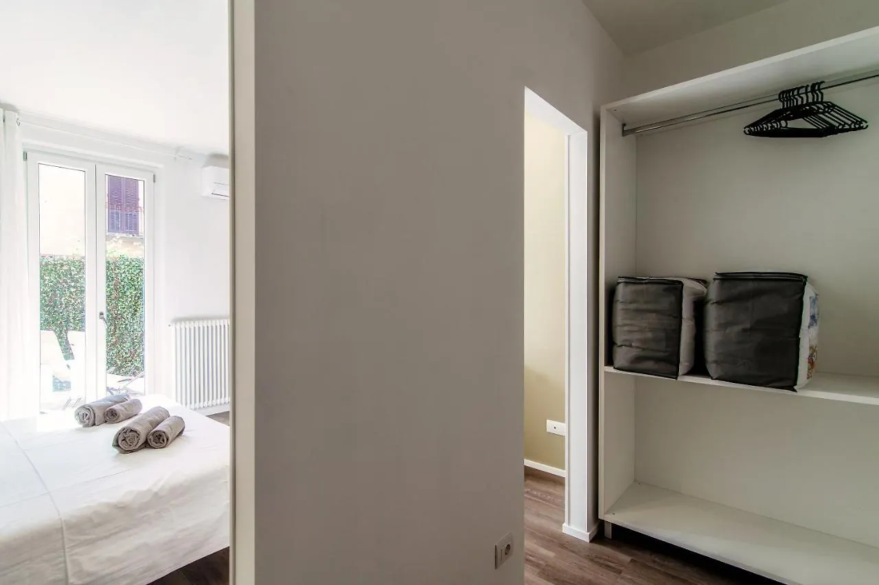 Апартаменты Diaz 67 Life'S Loft - The House Of Travelers Комо Италия