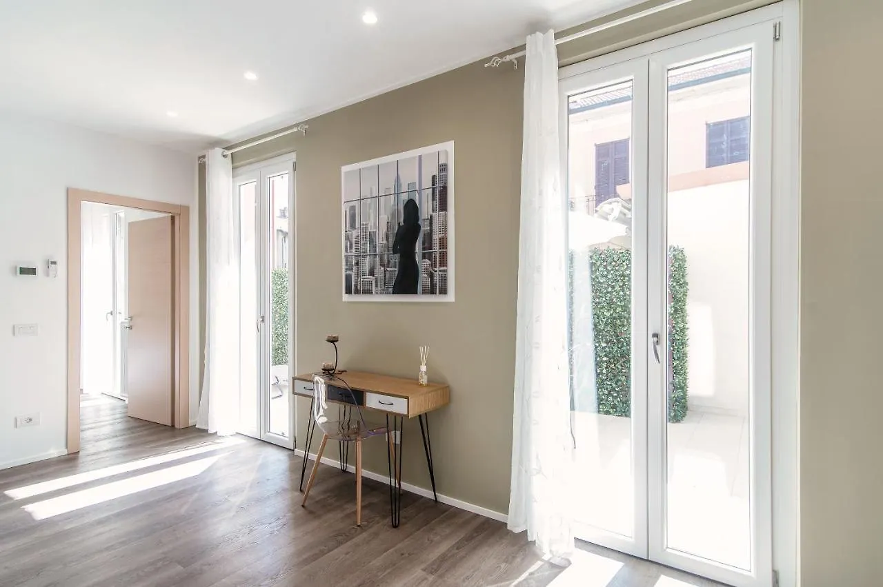 Апартаменты Diaz 67 Life'S Loft - The House Of Travelers Комо