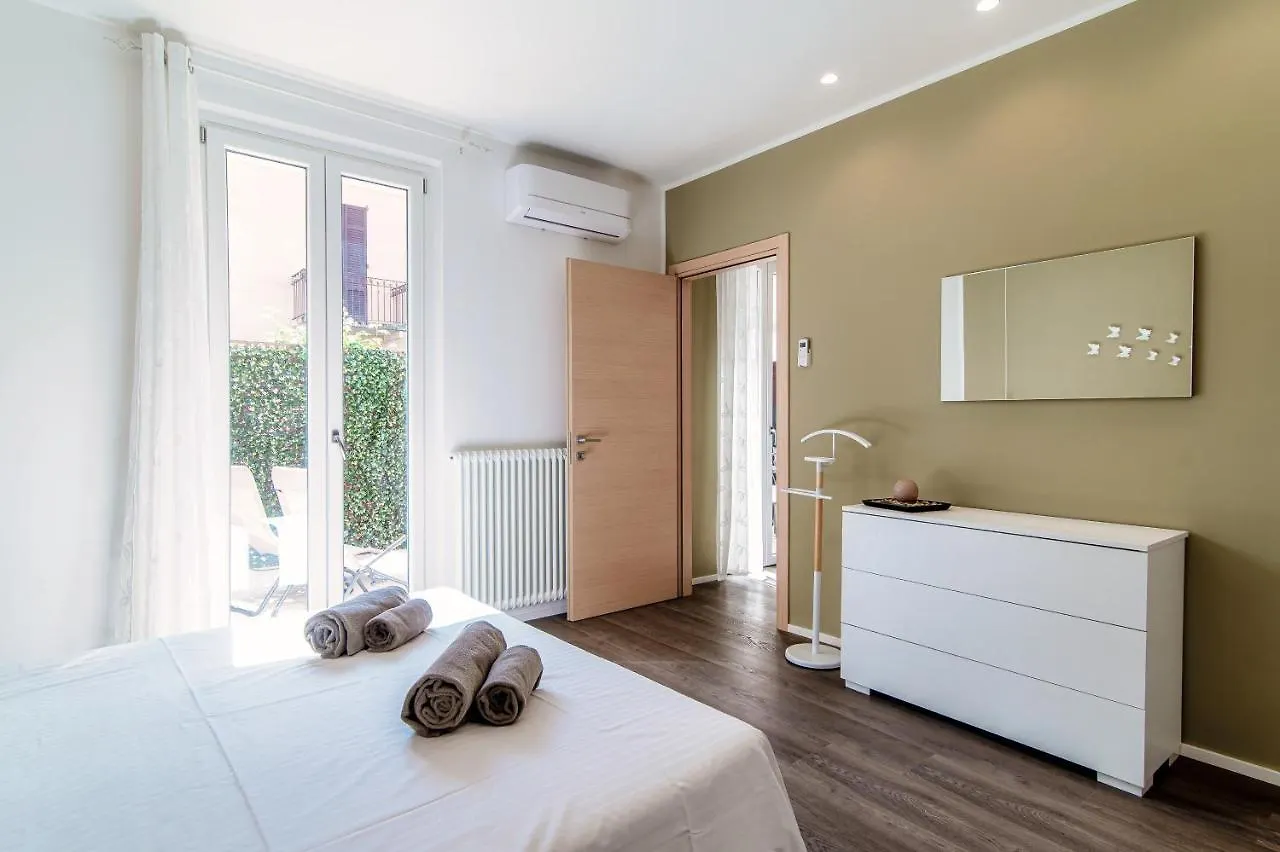 Апартаменты Diaz 67 Life'S Loft - The House Of Travelers Комо